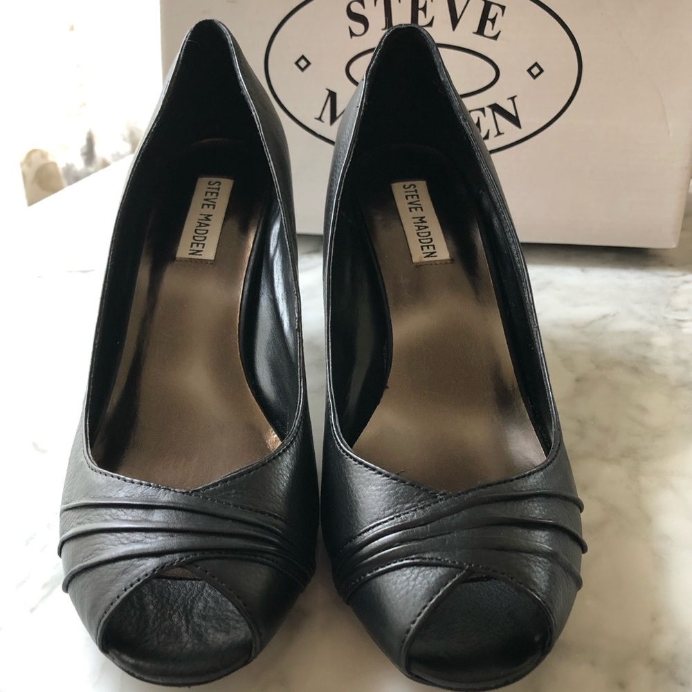 Steve Madden Black Peep Toe Heels